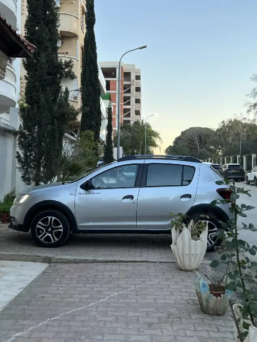 Dacia Sandero 2025 Stepway Expression plus