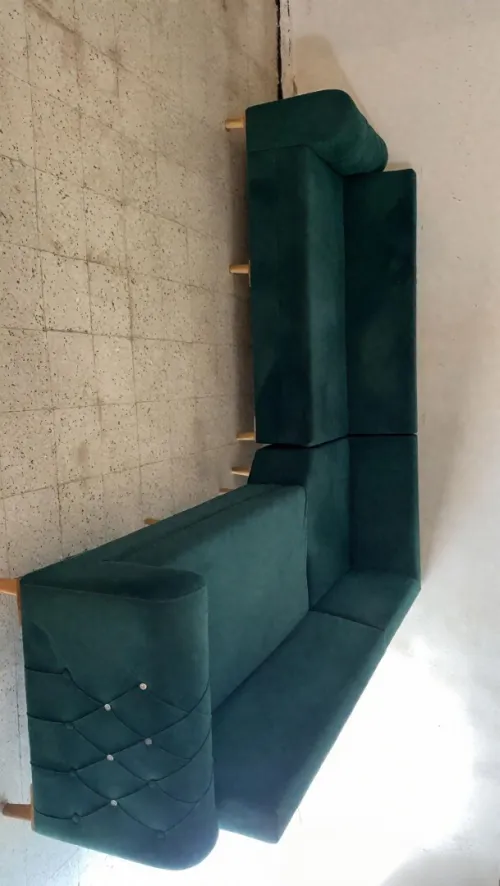 Salon L 7 place نقي شباب معاه 8 مخايد