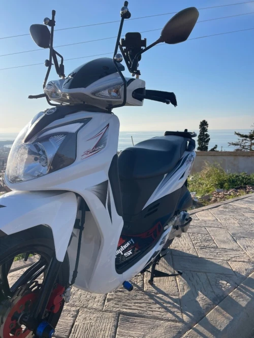 Sym sr Sr 2025