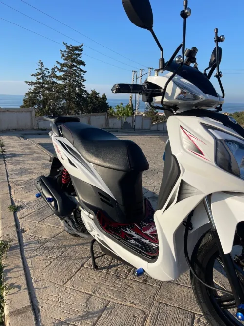 Sym sr Sr 2025