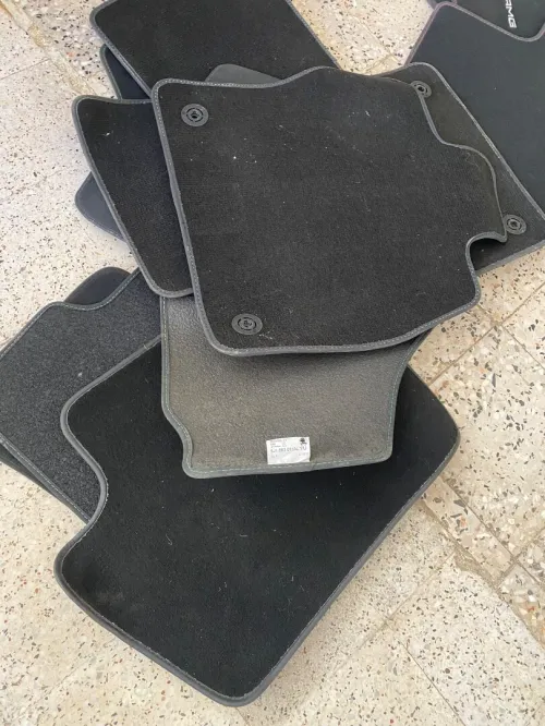 Tapi skoda Dorigine neuf ta3 la maison Jamais utilisser
