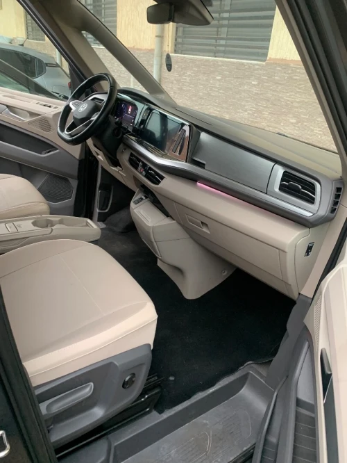 Volkswagen MULTIVAN 2023 