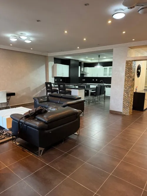 Location Appartement F4 Alger Hydra