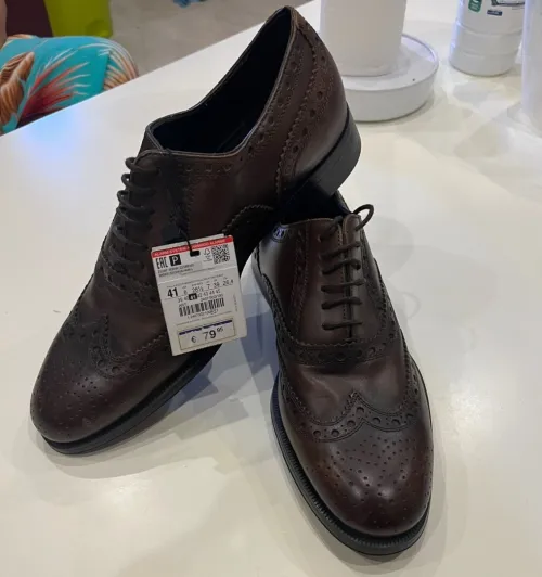 Chaussure Homme Britannique En Cuir Perforé - Marron
