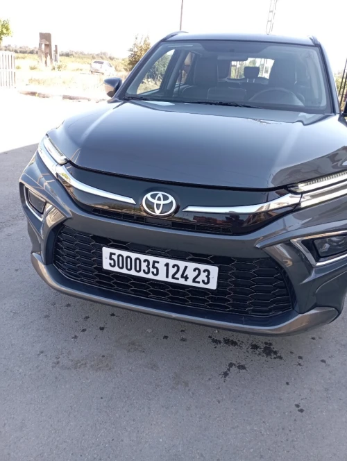 Toyota Urban cruiser 2024 Latout
