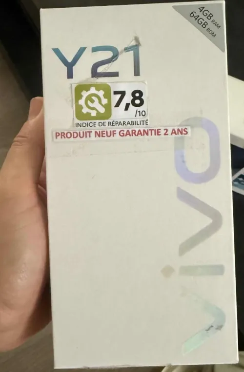 Vivo Y21 