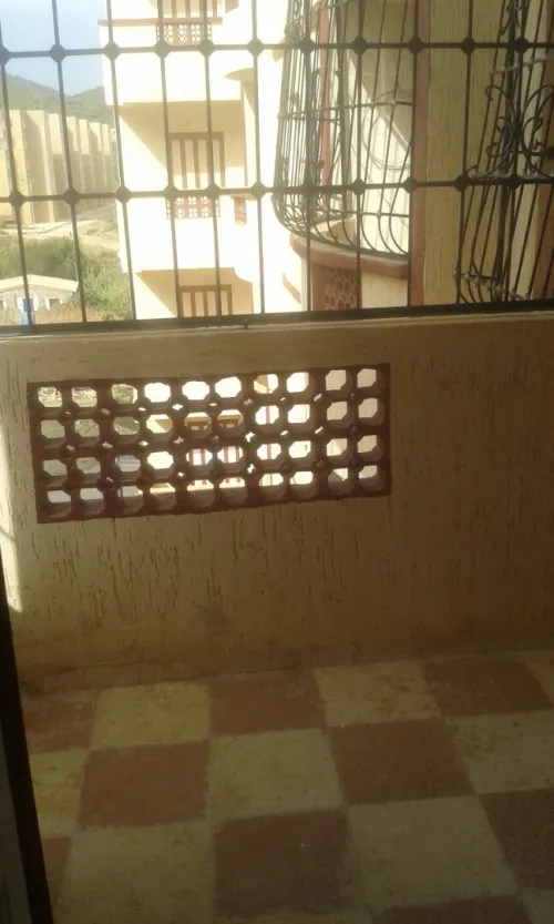 Location Appartement F3 Chlef Tenes