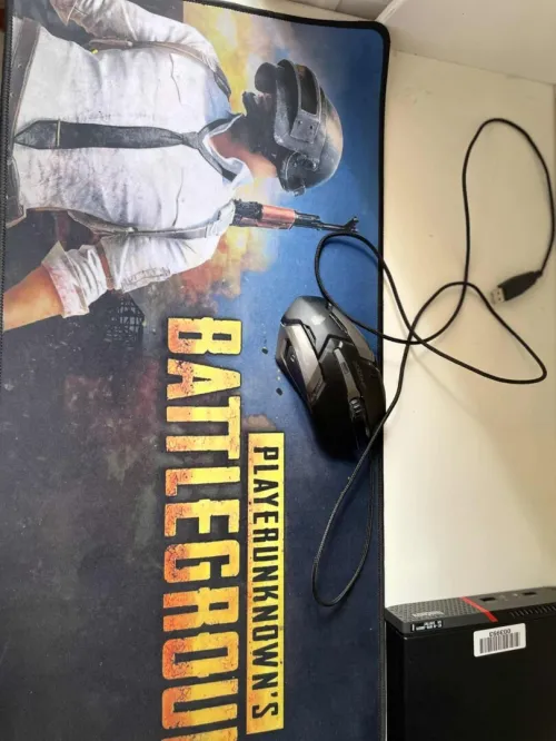 Lenovo ThinkCentre i7 | 16Go RAM | SSD 238Go + Souris Gaming & Tapis PUBG Offerts