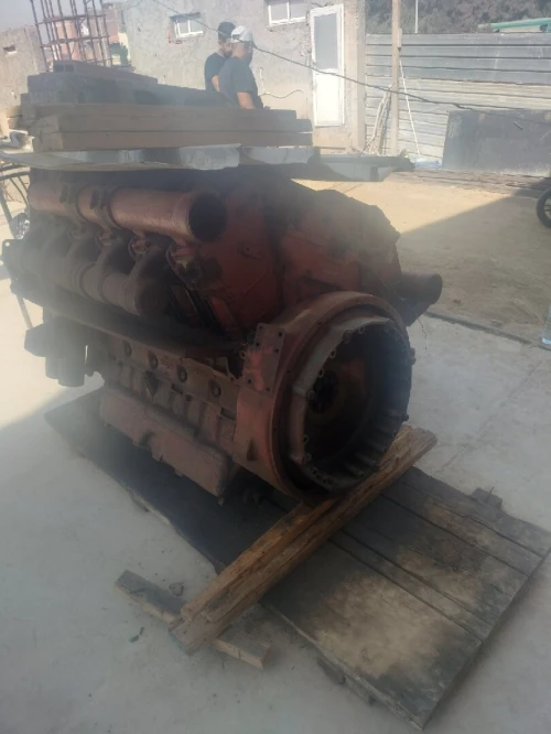 Moteure deutz 10 cilindre