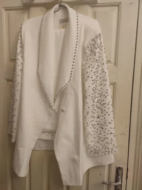 Costume blanc neige