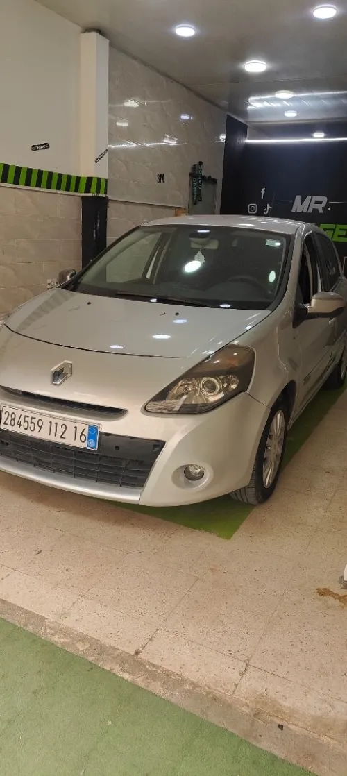 Renault Clio 3 2012 Night and Day