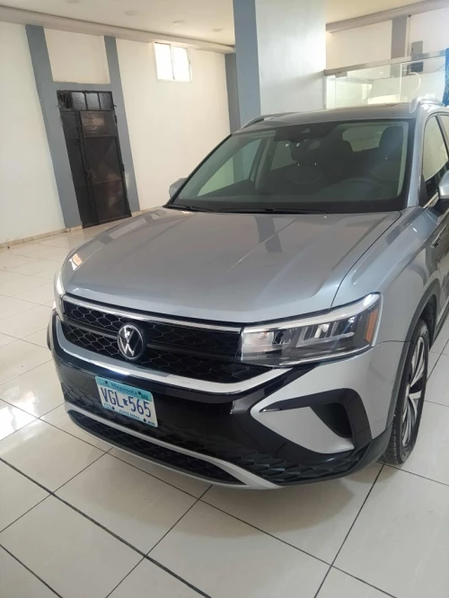 Volkswagen Taos 2024 SE