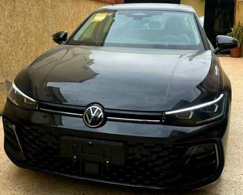 Volkswagen Passat 2025 Pro