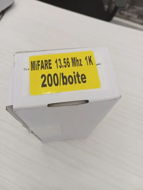 Carte (badges) PVC RFID et NFC et vierge