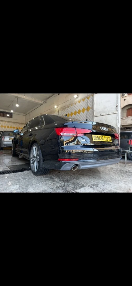 Audi A4 2016 S Line +