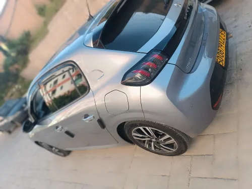 Peugeot 208 2022 Allure