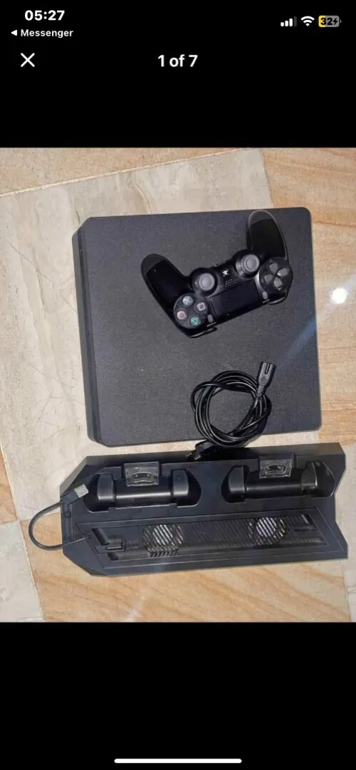 Ps4 slim 
