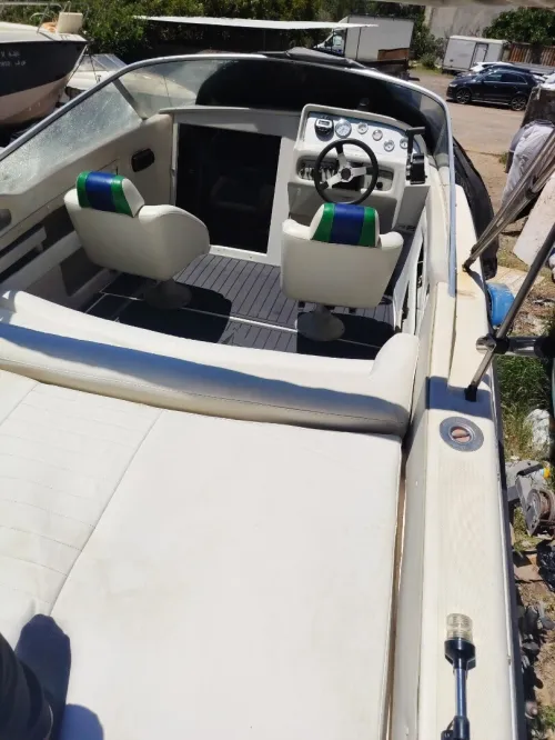 Bateau de plaisance