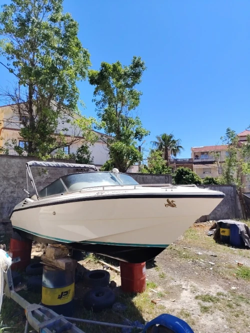 Bateau de plaisance