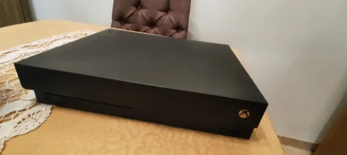 Xbox One X