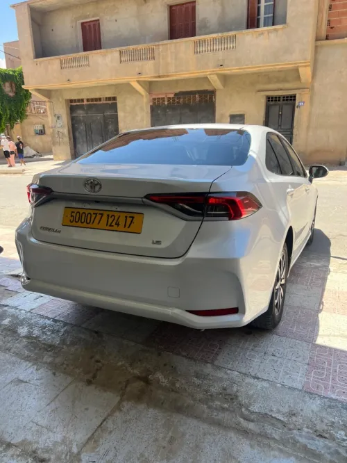 Toyota Corolla 2024 Tout option
