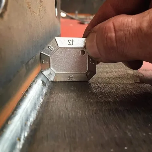 Soudeur soumi automatique ET arc 