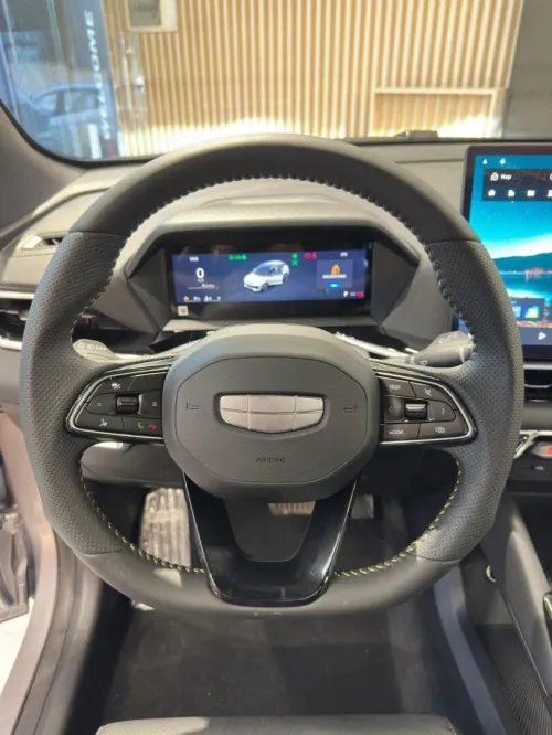 Geely Coolray 2026 Silver
