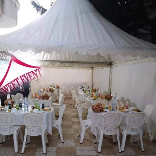 Location matériel des événement (chapiteaux, chaises, tables, décoration)