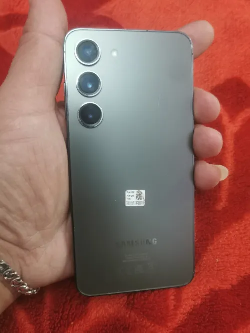 Samsung S23