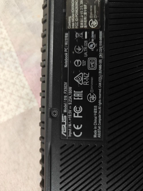 Laptop Asus FX503VM Core i7 7700HQ GTX 1060 6GB VRAM