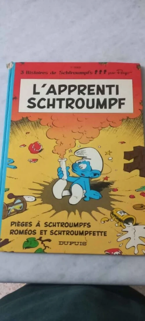 BD schtroumpfs originale ( l'apprenti schtroumpf)