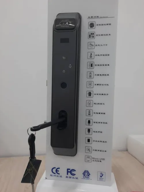 serrure de porte smart pour tout type de porte avec camera et application