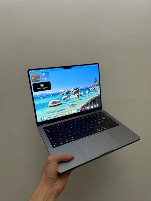MacBook Pro M2 Pro