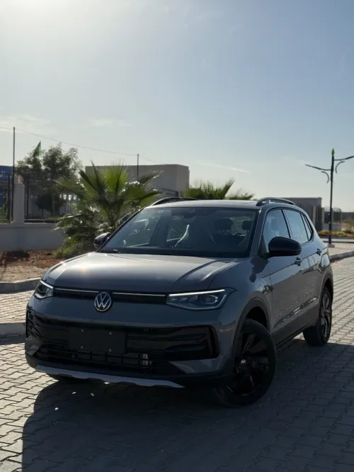 Volkswagen Tahru 2025 Black edition