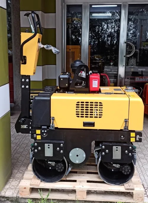 ROULEAU COMPACTEUR 2 CYLINDRE MARQUE SDBM