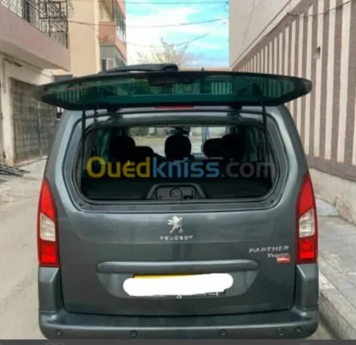 Peugeot Partner 2017 Tepee Allure 