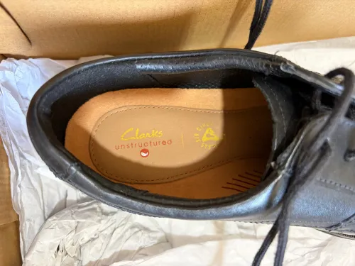 Chaussures Classiques Clarks pointures 39.5