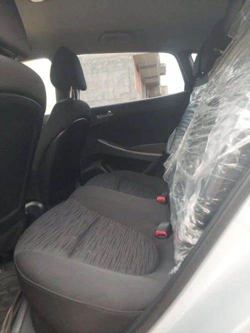 Hyundai Accent RB  4 portes 2020 Accent RB  4 portes