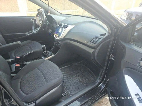 Hyundai Accent RB  4 portes 2018 Accent RB  4 portes