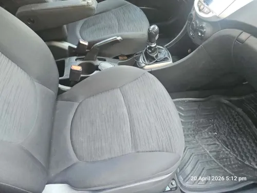 Hyundai Accent RB  4 portes 2018 Accent RB  4 portes