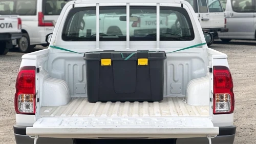 Toyota Revo  2025 