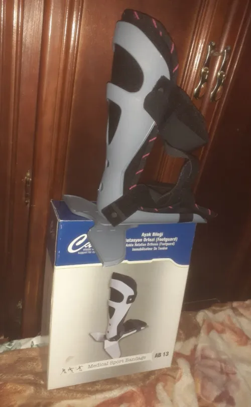 Attelle cheville fracture 