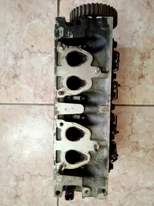 Culasse Renault Clio 1.2 8v chipie casse France