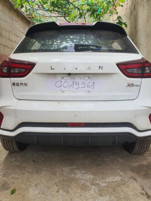 Geely Livan x3 pro 2026 