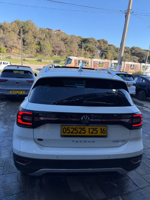 Volkswagen TACOUA 2025 R Line
