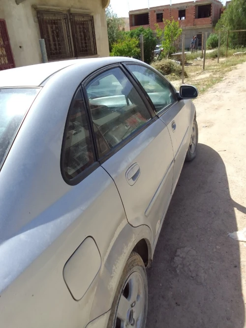 Chevrolet Optra 5 portes 2004 Optra 5 portes