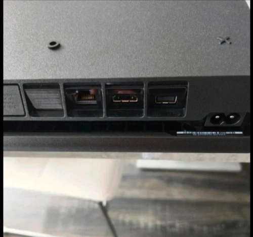 Ps4 slim
