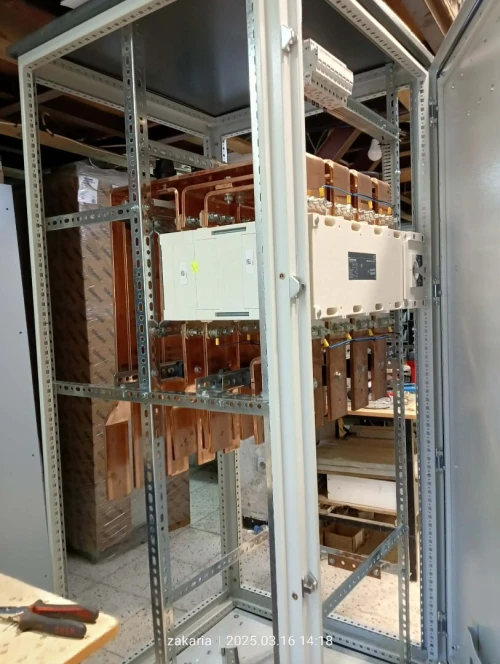 Montage et cablage D'armoire Électrique / automatisme, Installation De Jeu De Barre / schéma de câblage.