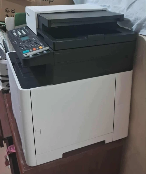 À vendre Imprimante Multifonction Couleur KYOCERA ECOSYS M5521cdn Très bon état