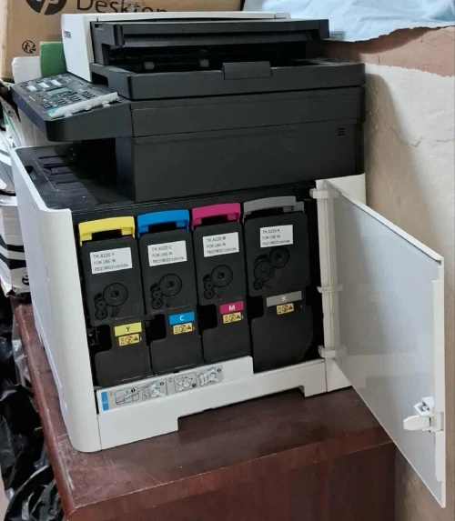 À vendre Imprimante Multifonction Couleur KYOCERA ECOSYS M5521cdn Très bon état